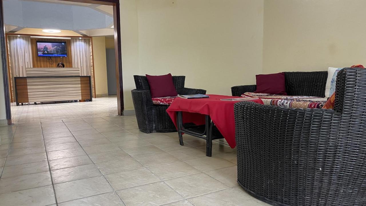 Hotel Les Polygones Крібі Екстер'єр фото