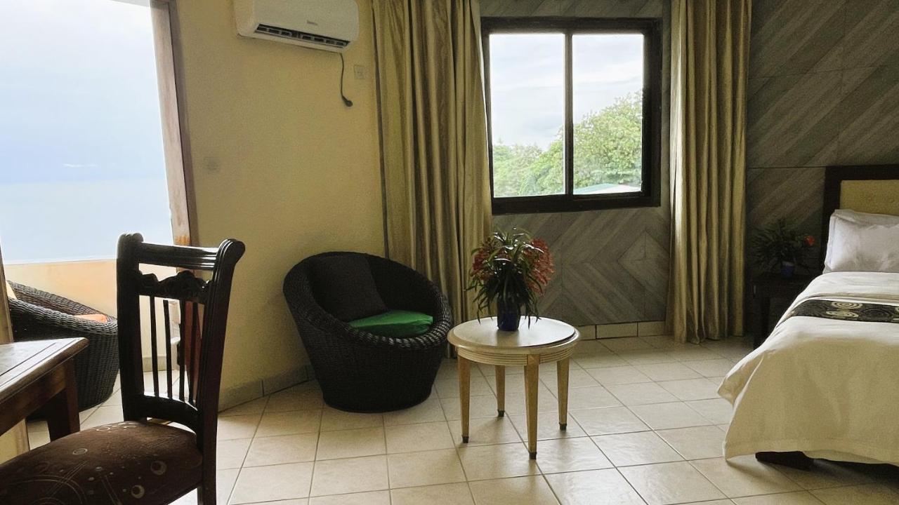 Hotel Les Polygones Крібі Екстер'єр фото